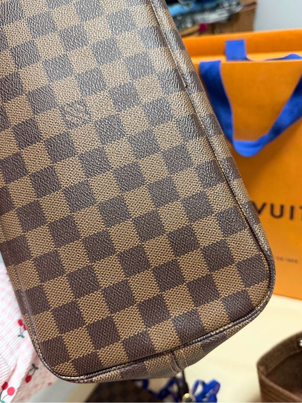 ๐ฅ HOT SALE Louis Vuitton Neverfull MM ๐ฅ - Picture 11 of 15